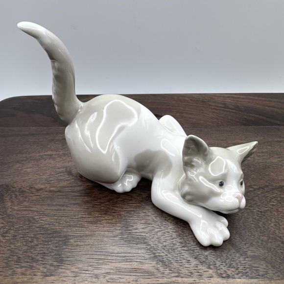 Llardo Cat Figurine Statute 5112 Attentive Playful Pouncing Kitten Retired Vtg - Picture 2 of 9